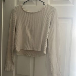 American Eagle white top